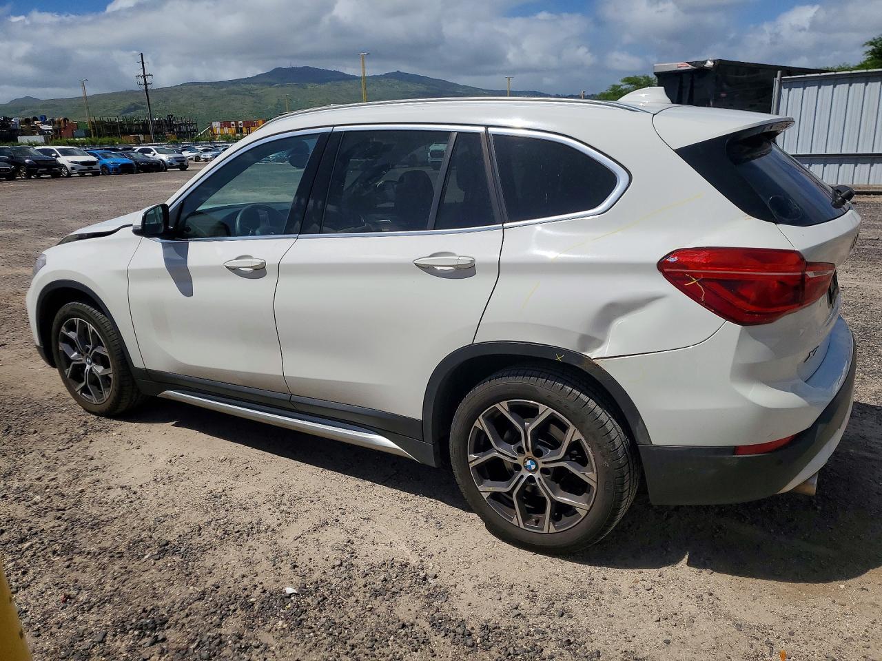 2020 BMW X1 Sdrive28I - Фото 2