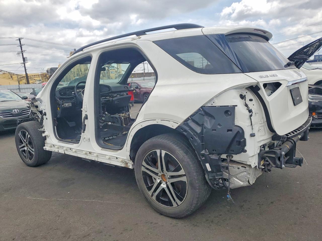 2022 Mercedes-Benz Gle 450 4Matic - Image 2