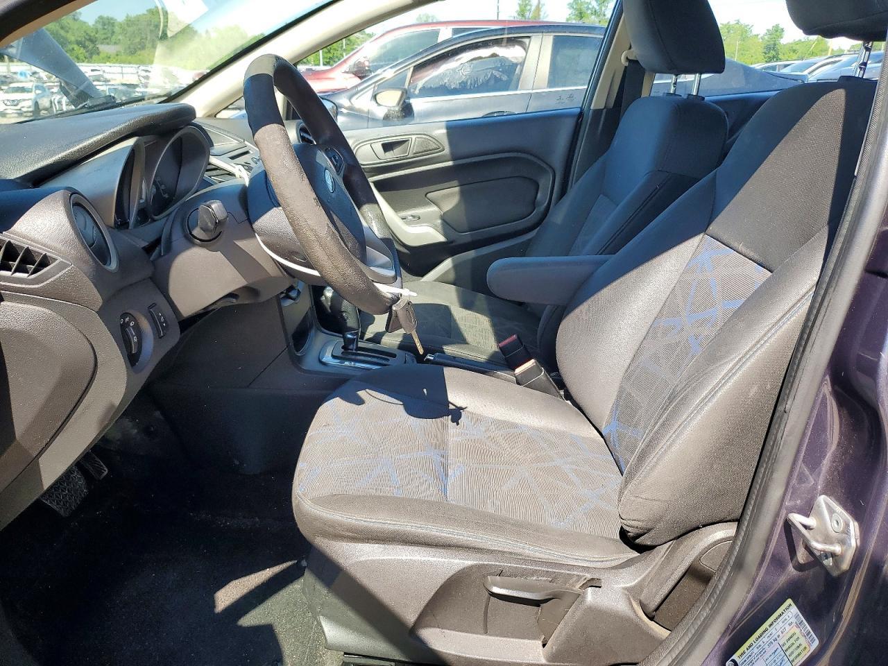 2013 Ford Fiesta Se - Image 7
