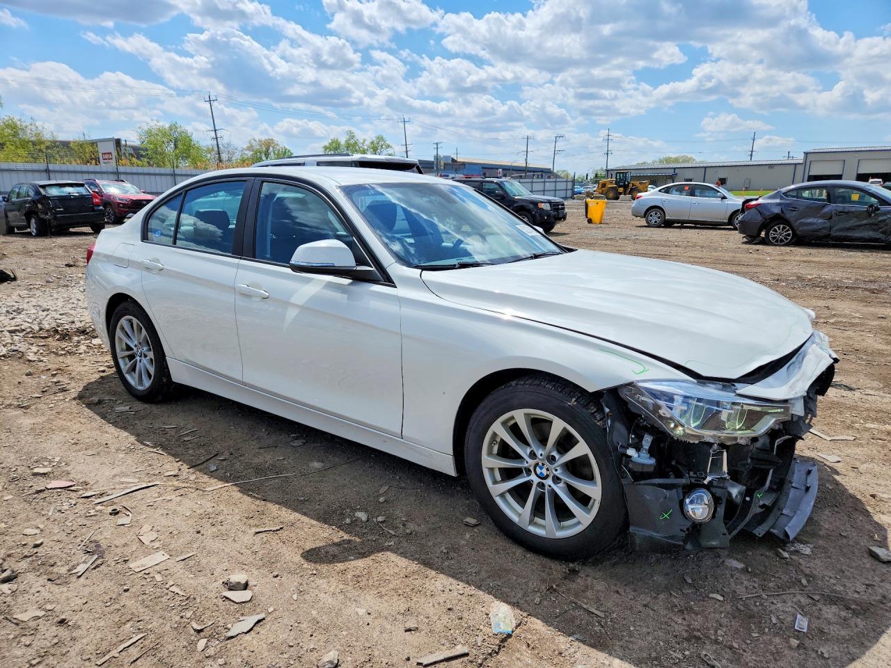 2018 BMW 320 Xi - Фото 4