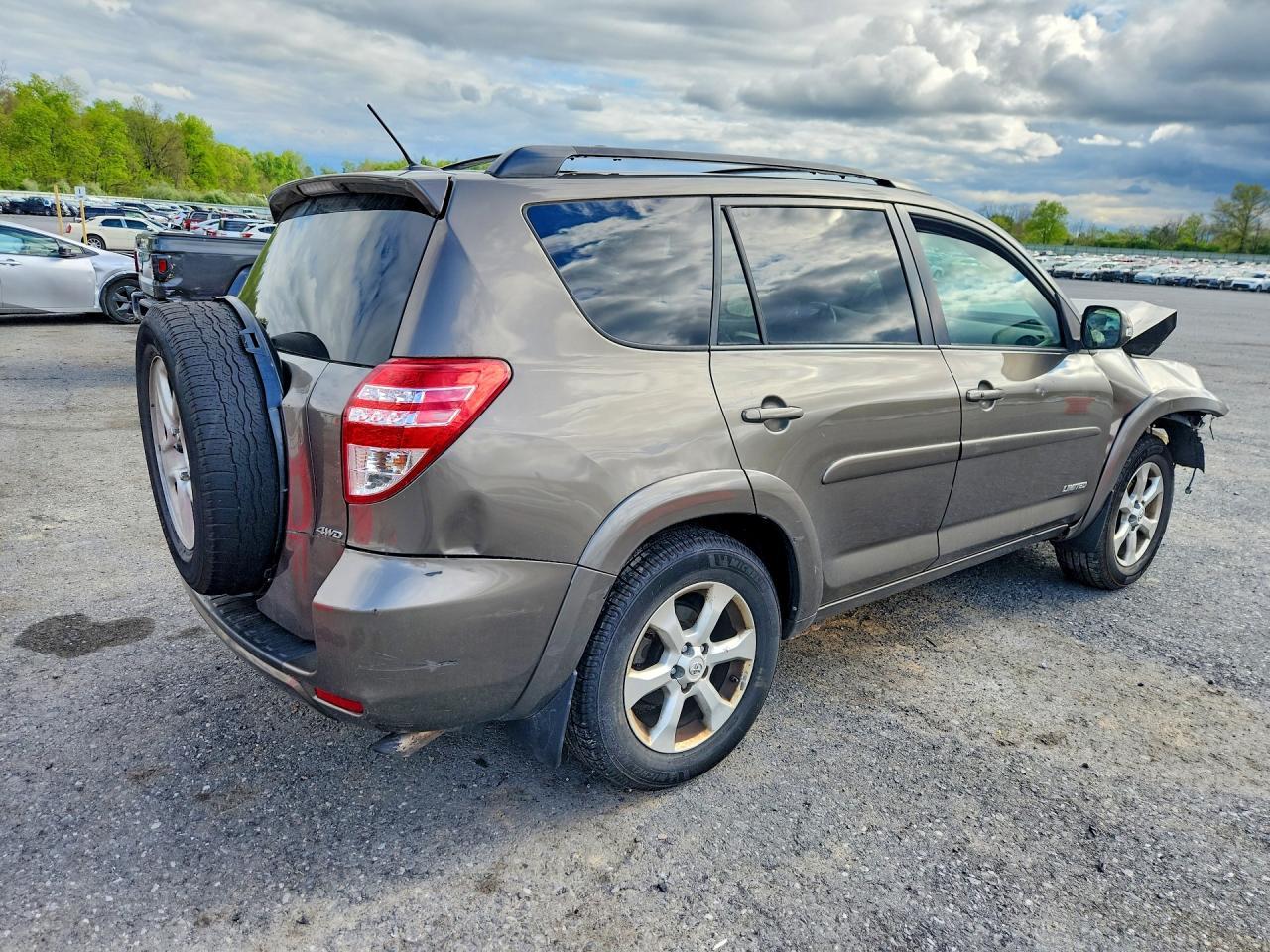 2011 Toyota Rav4 Limited - Фото 3