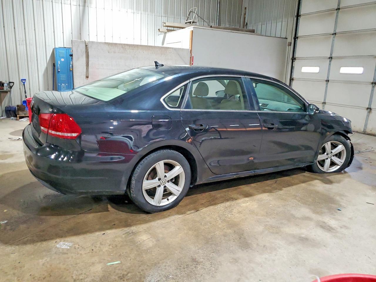 2012 Volkswagen Passat Se - Фото 3