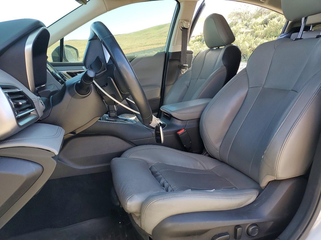 2022 Subaru Legacy Limited - Image 7