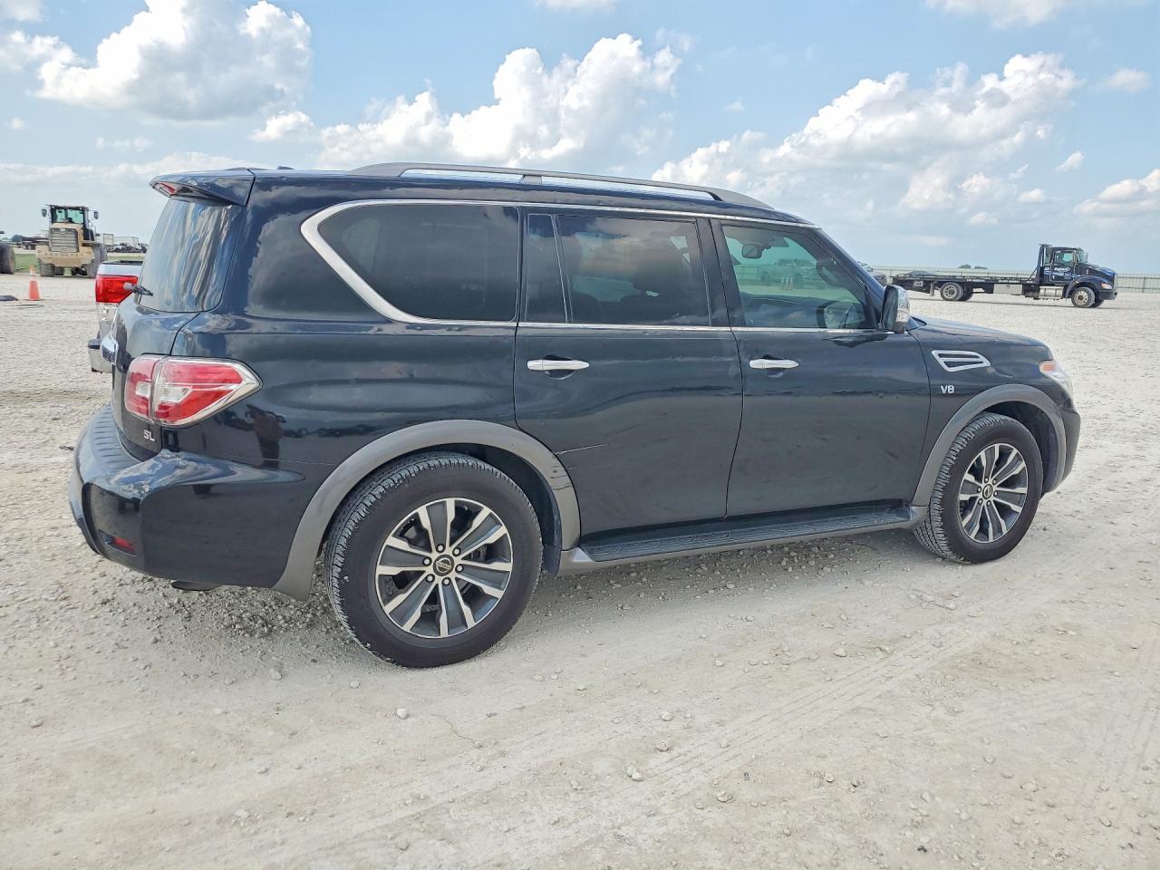 2019 Nissan Armada Sl - Image 3