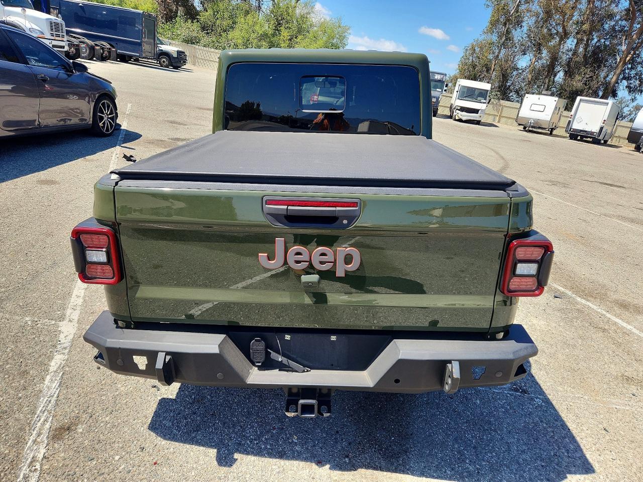 2021 Jeep Gladiator Mojave - Image 6