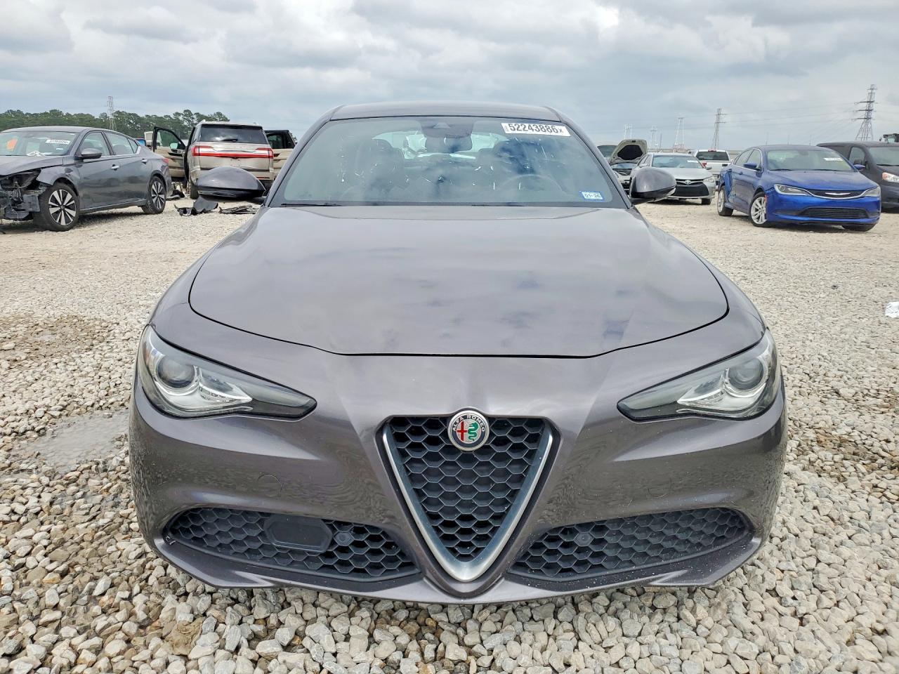 2022 Alfa Romeo Giulia - Фото 5