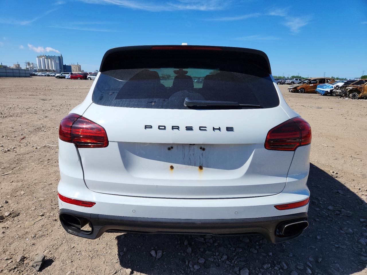 2016 Porsche Cayenne - Фото 6