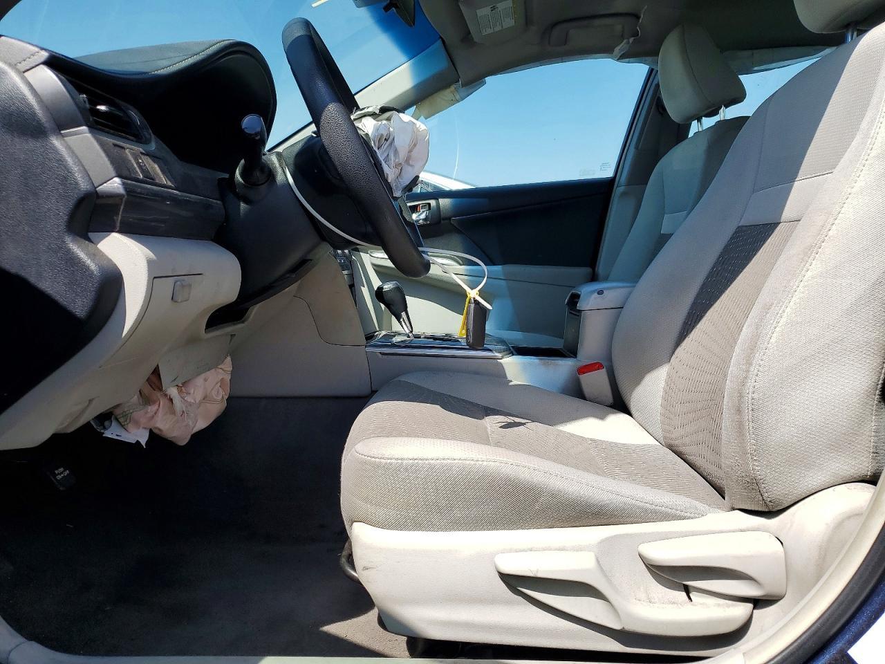 2014 Toyota Camry Hybrid Le - Фото 7
