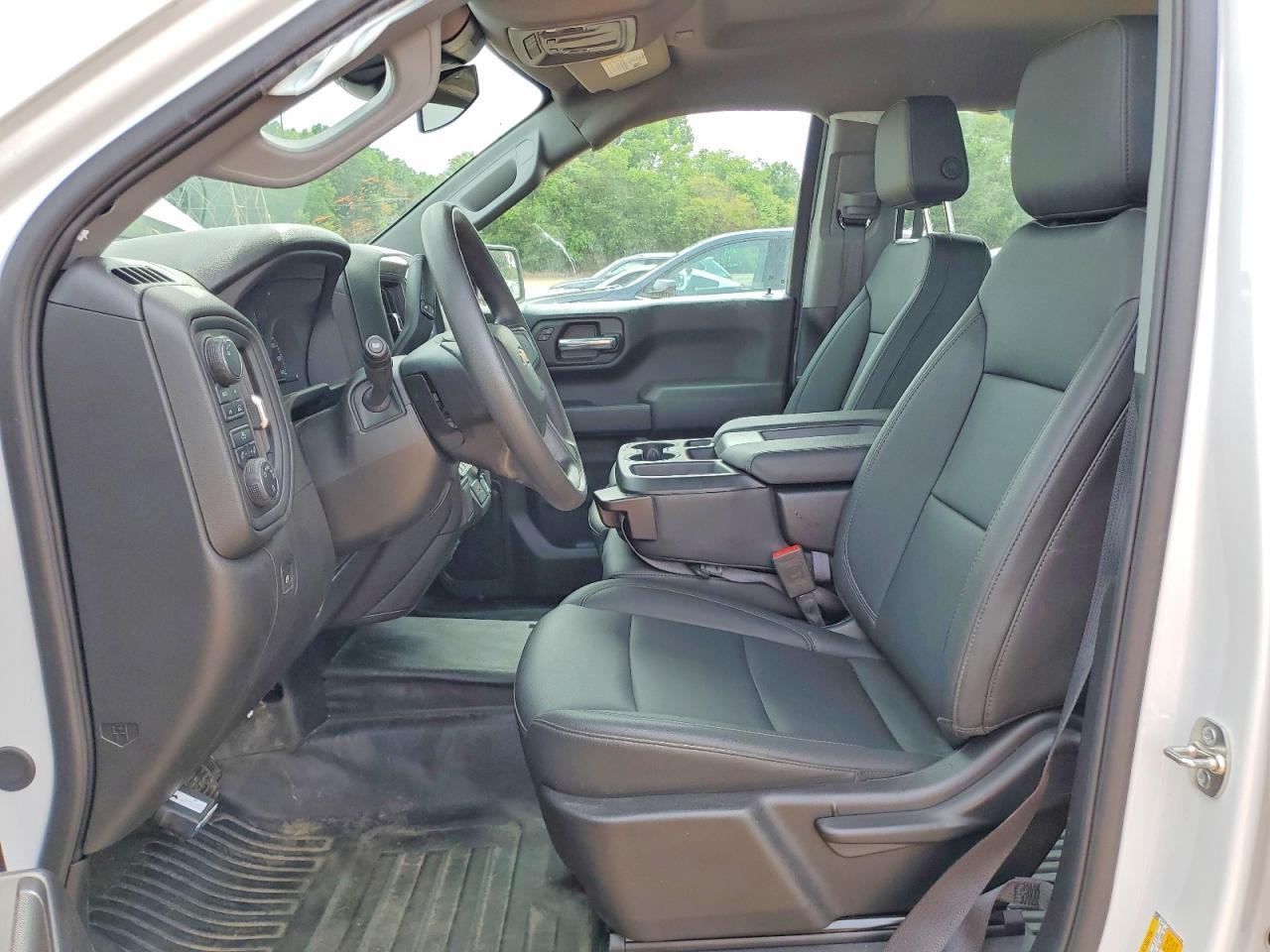 2025 Chevrolet Silverado K1500 - Фото 7