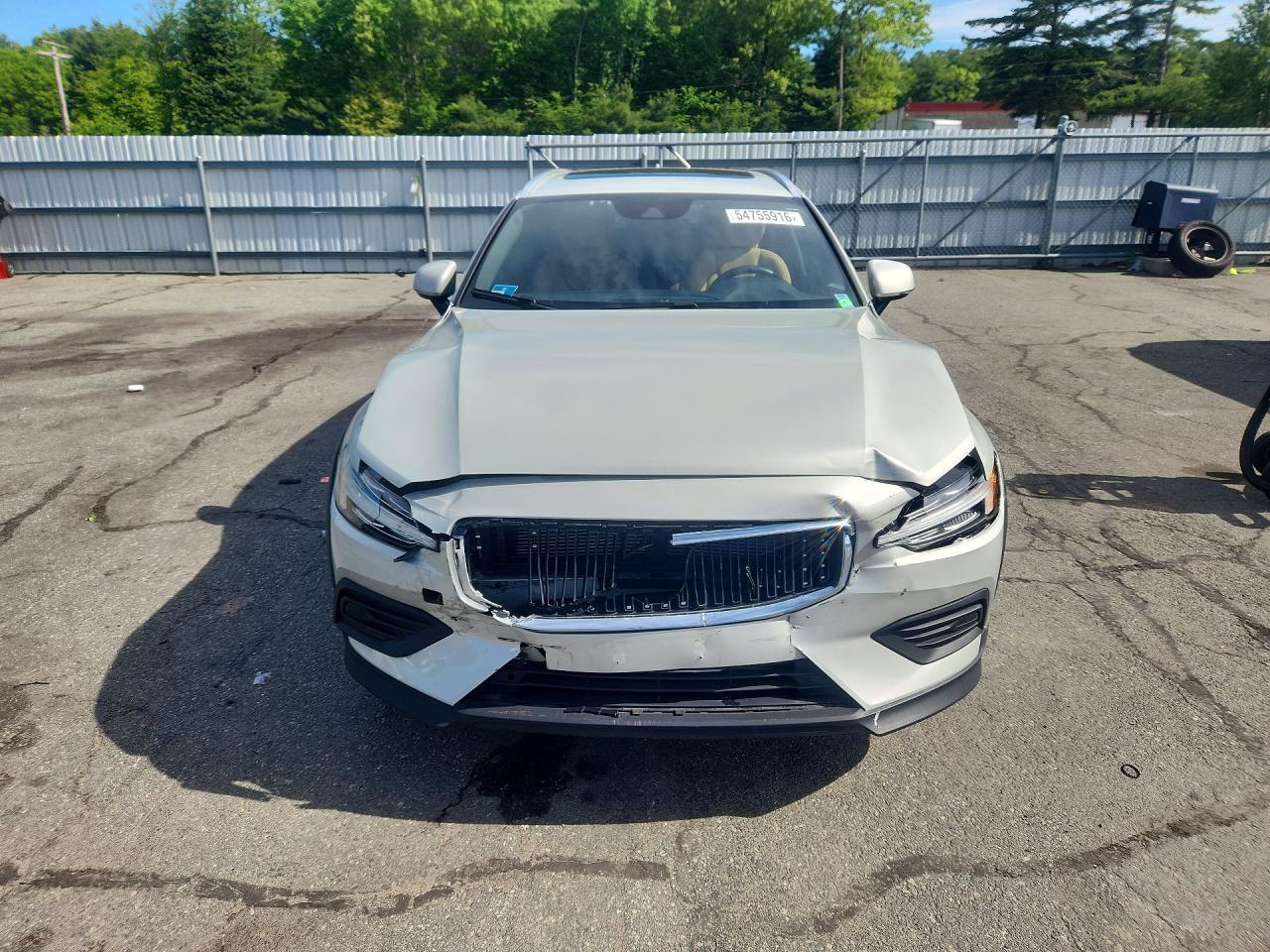 2020 Volvo V60 Cross Country T5 Momentum - Фото 5