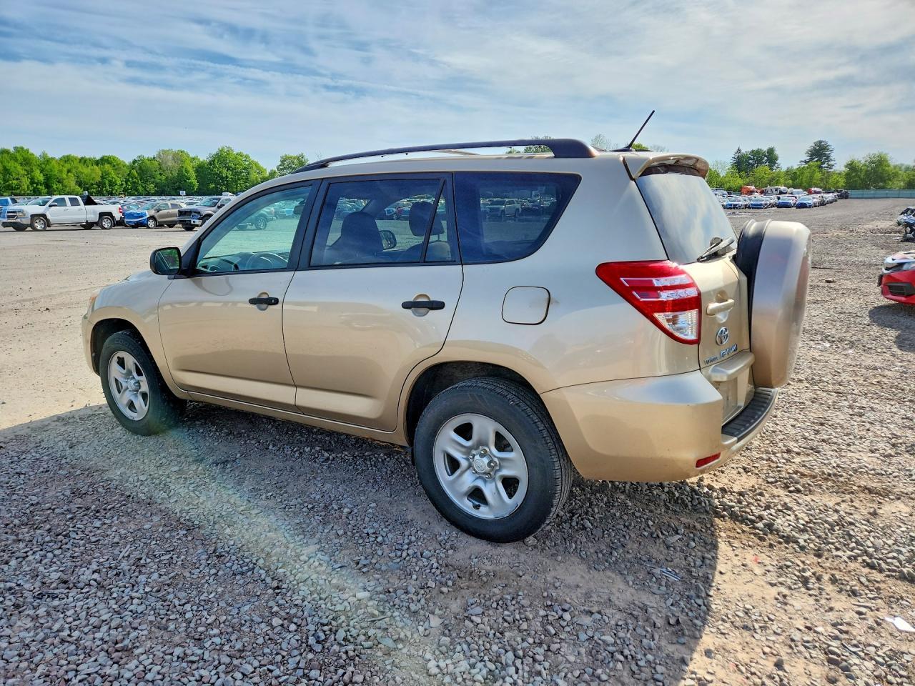 2010 Toyota Rav4 Base - Фото 2