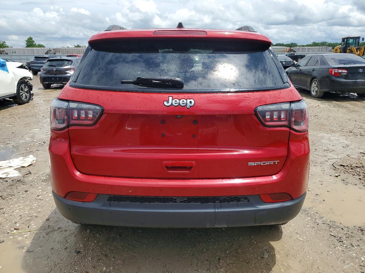 2018 Jeep Compass Sport - Фото 6