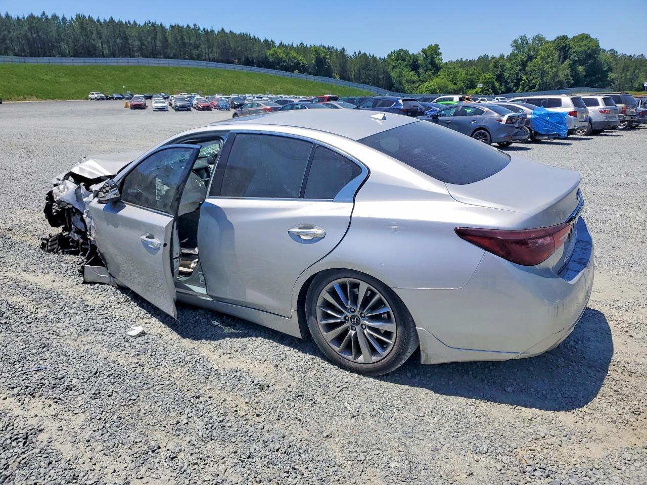 2020 Infiniti Q50 3.0T Luxe - Image 2