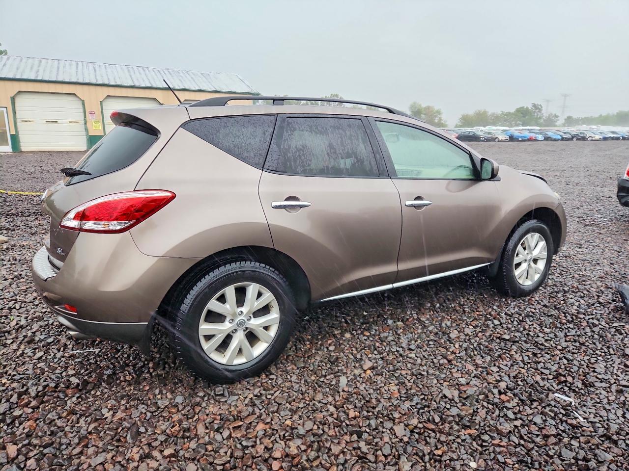 2011 Nissan Murano S - Фото 3