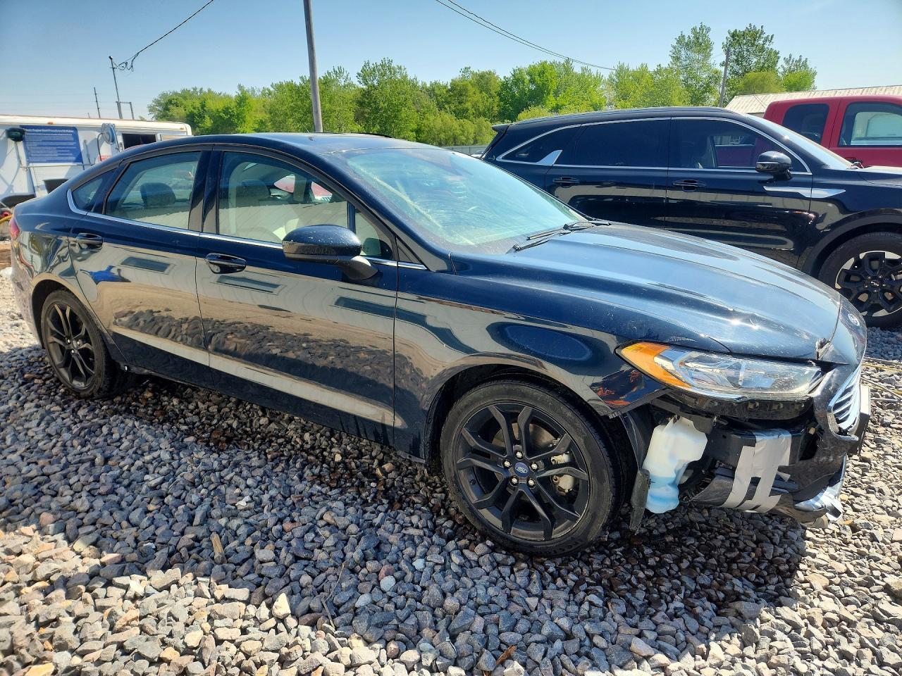 2020 Ford Fusion Se - Фото 4