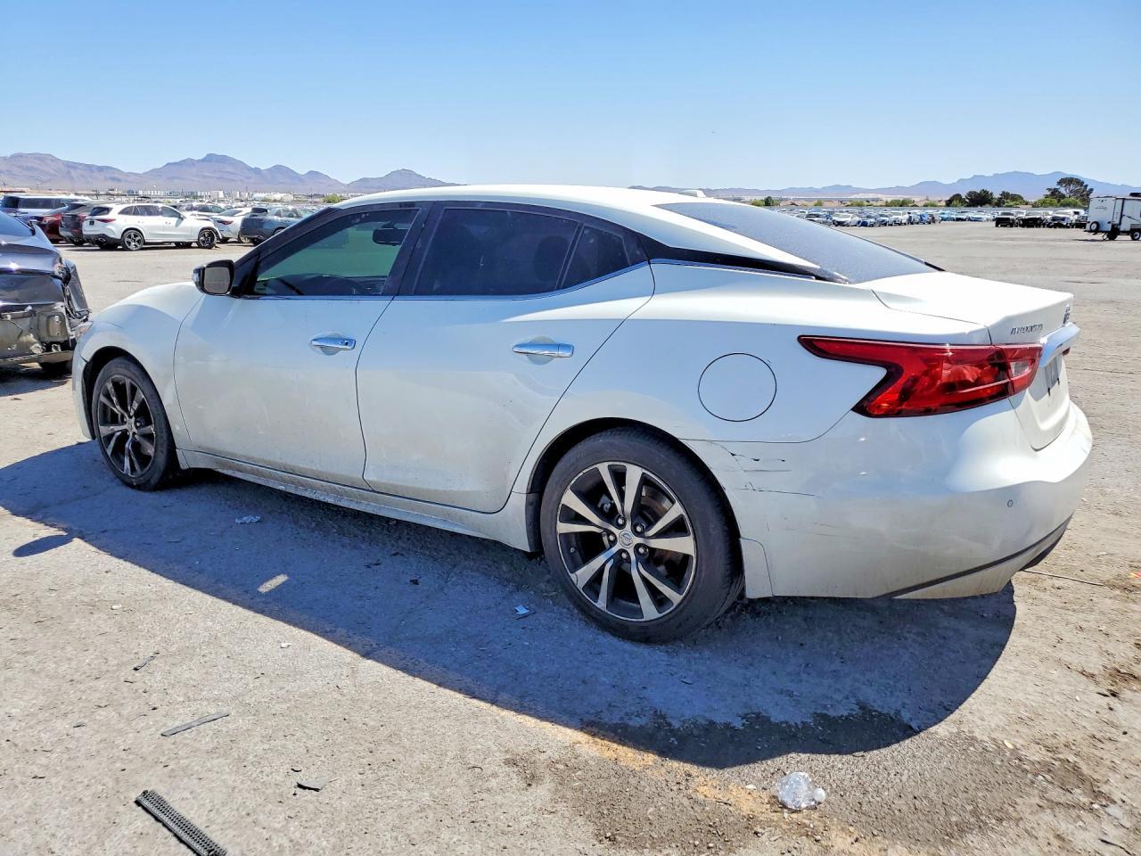 2017 Nissan Maxima 3.5 Sv - Image 2