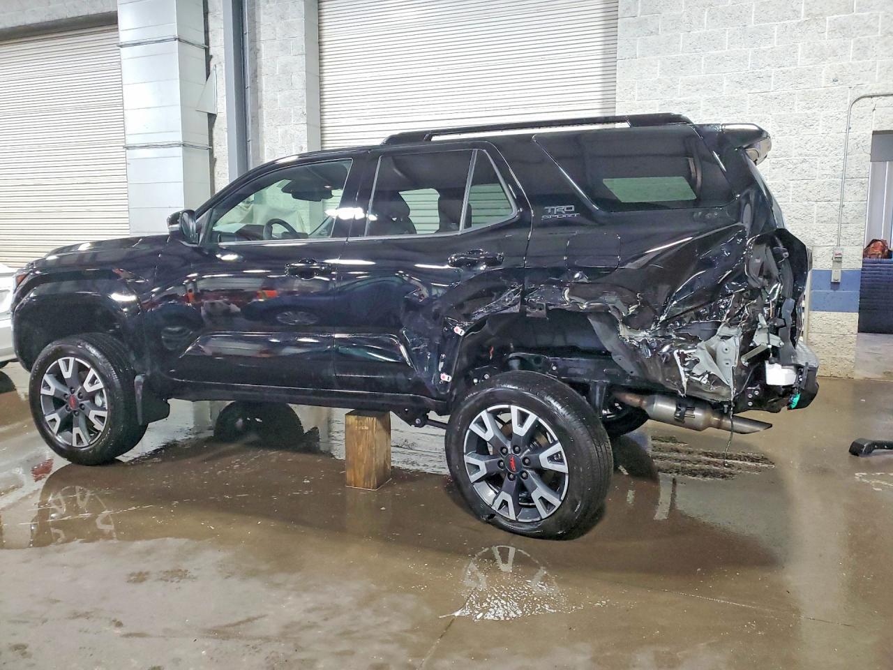 2026 Toyota 4Runner Trd Sport - Image 2