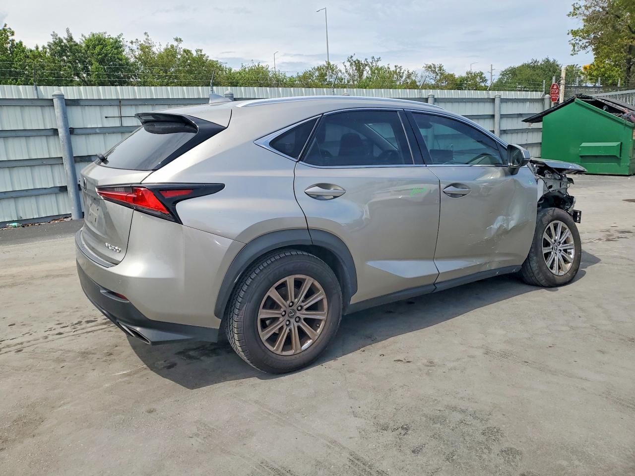 2021 Lexus Nx 300 Base - Фото 3