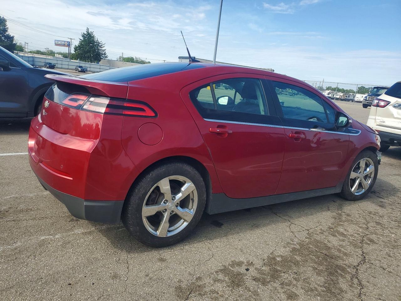 2013 Chevrolet Volt - Фото 3
