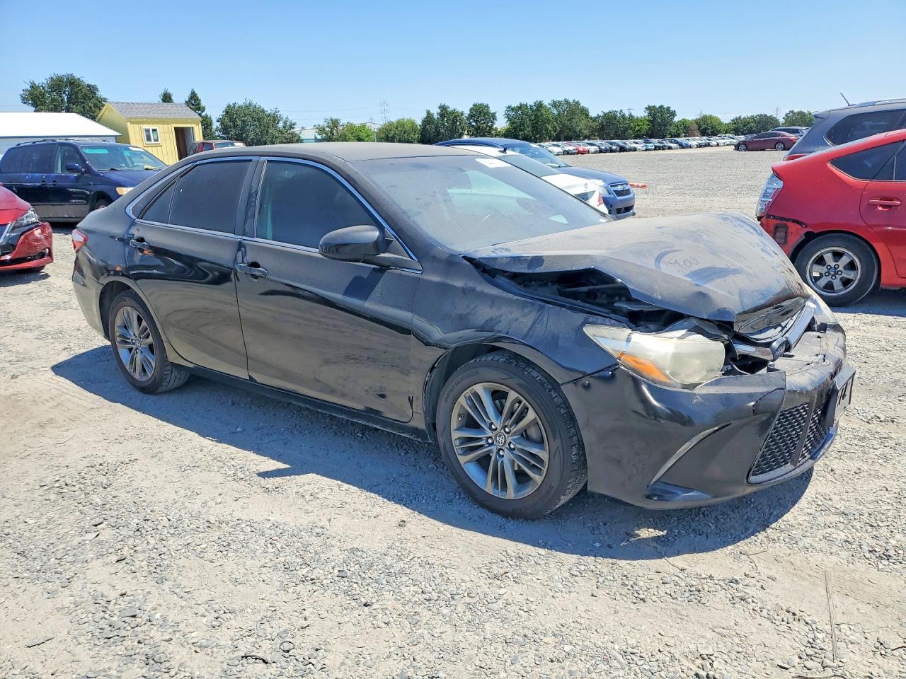 2017 Toyota Camry Se - Image 4