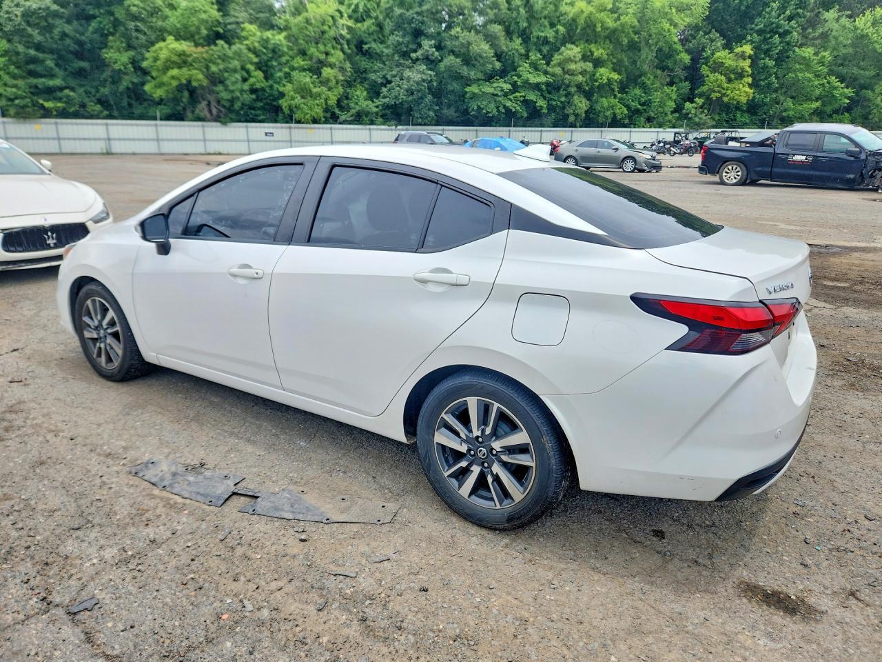 2021 Nissan Versa Sv - Фото 2