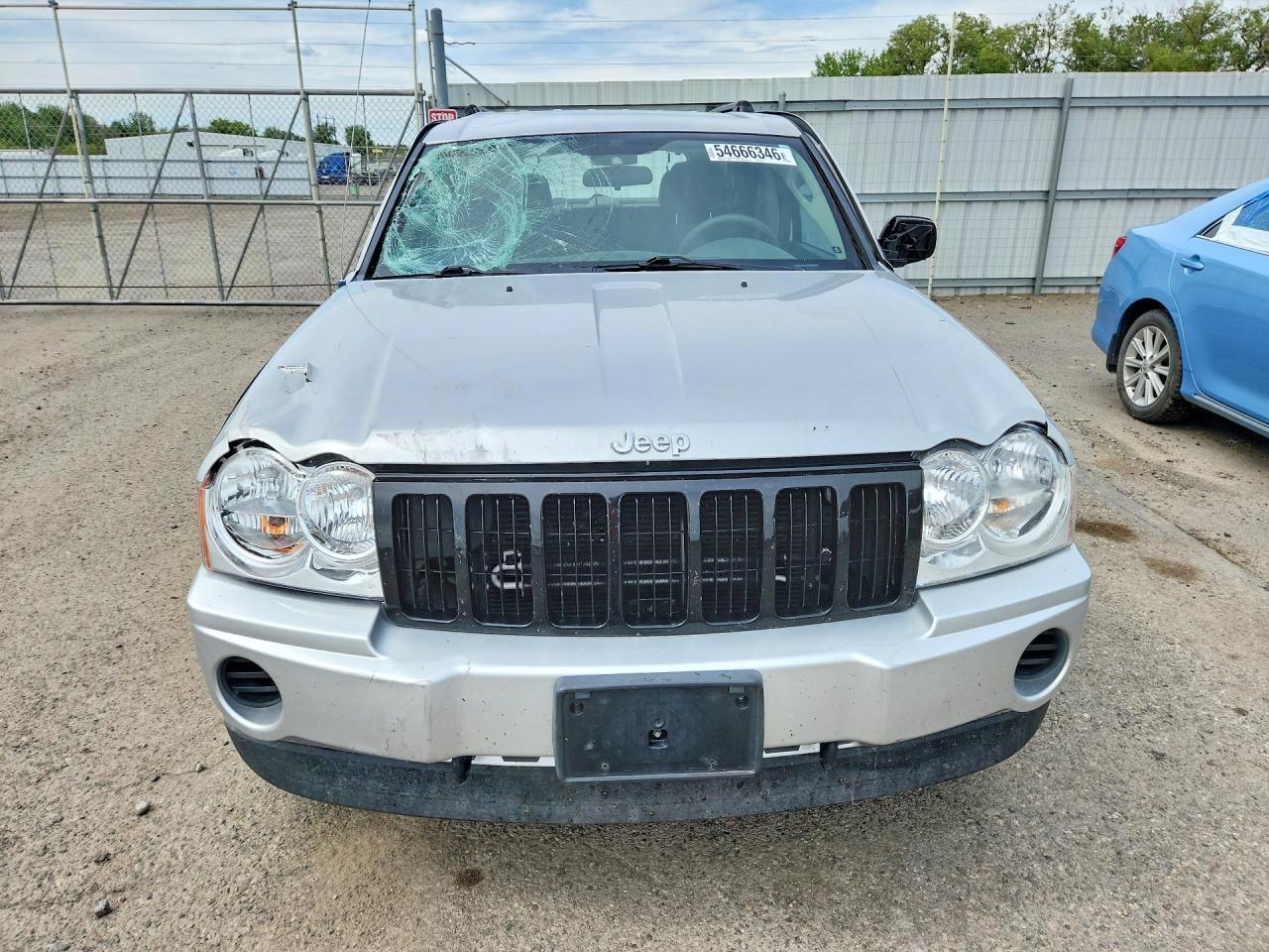 2007 Jeep Grand Cherokee Laredo - Image 5