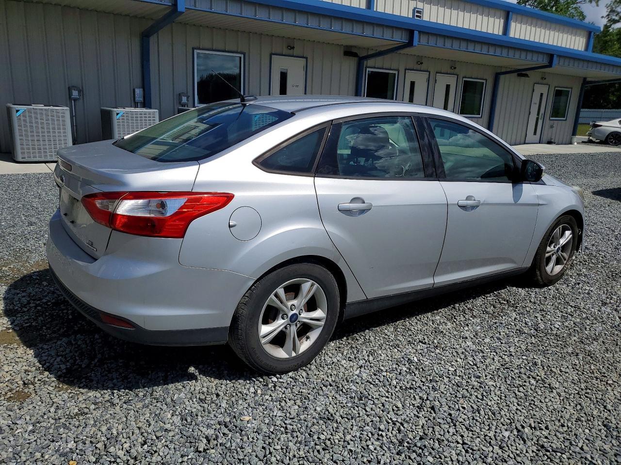 2014 Ford Focus Se - Image 3