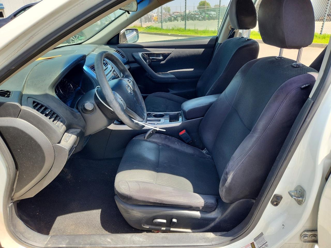 2014 Nissan Altima 2.5 S - Image 7