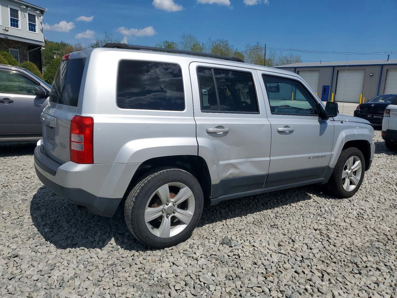 2013 Jeep Patriot Latitude - Image 3
