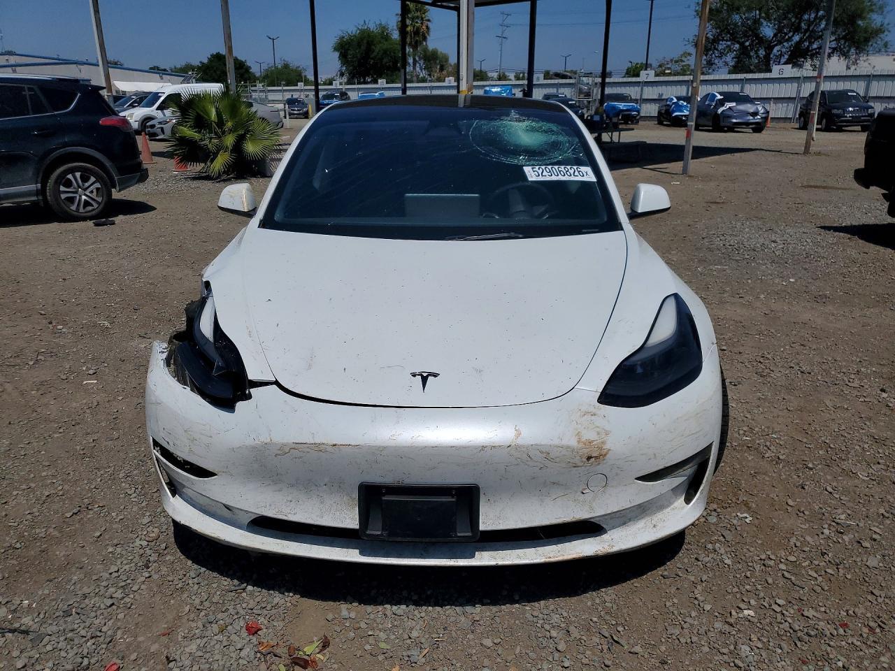 2023 Tesla Model 3 - Фото 5
