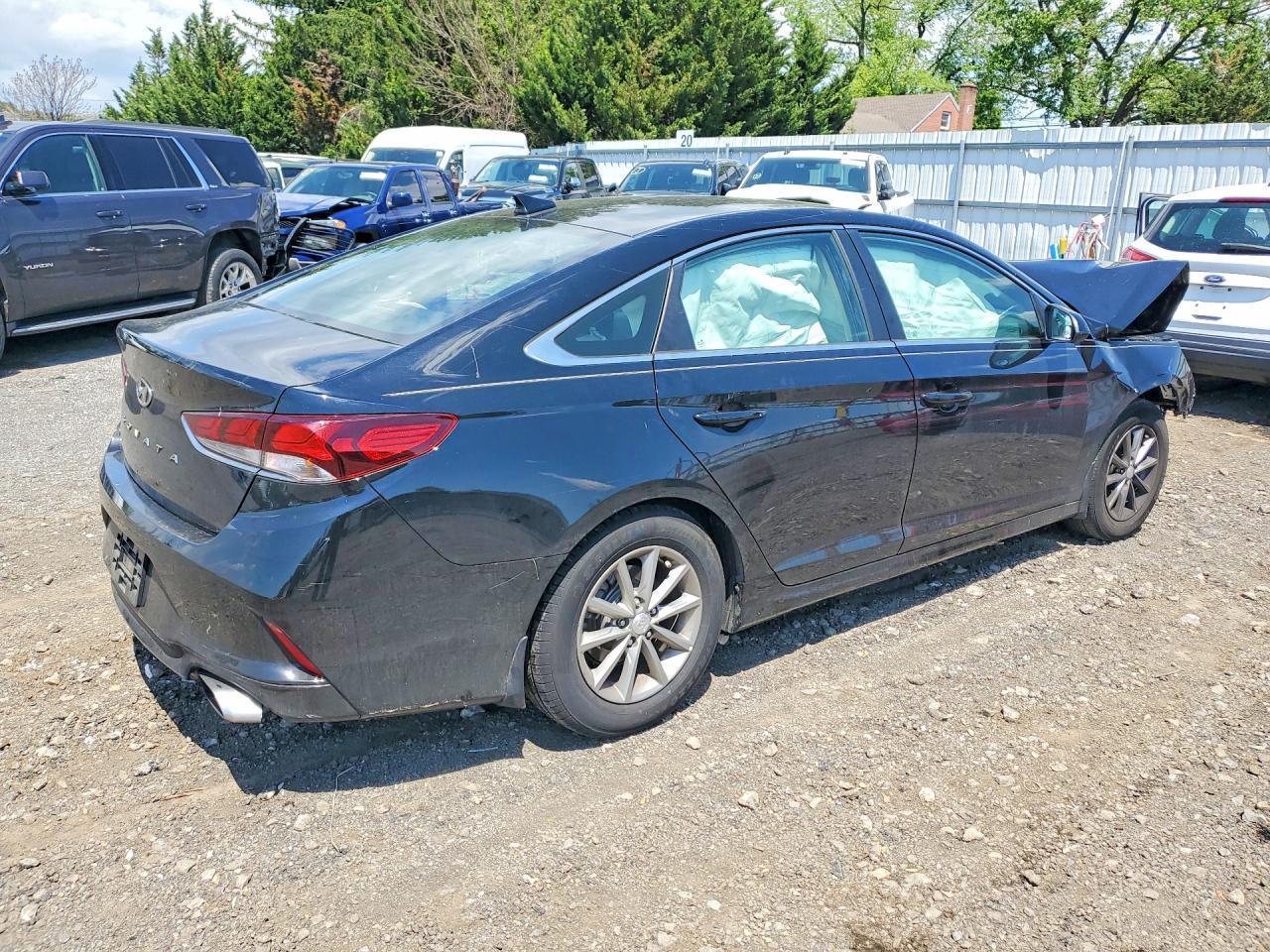 2018 Hyundai Sonata Se - Image 3