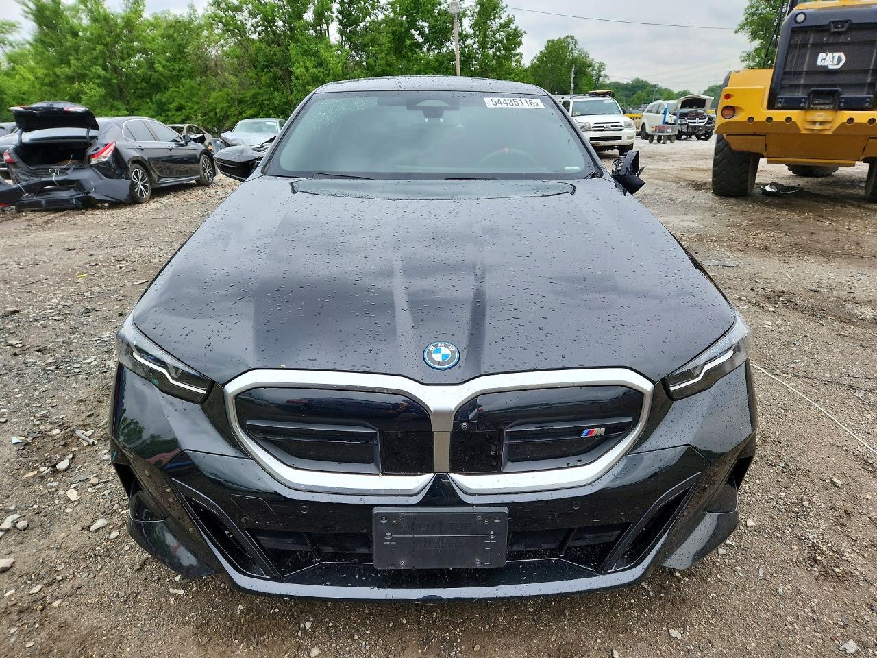 2024 BMW I5 M60 - Фото 5