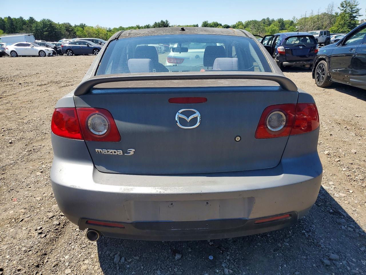 2005 Mazda 3 I - Image 6