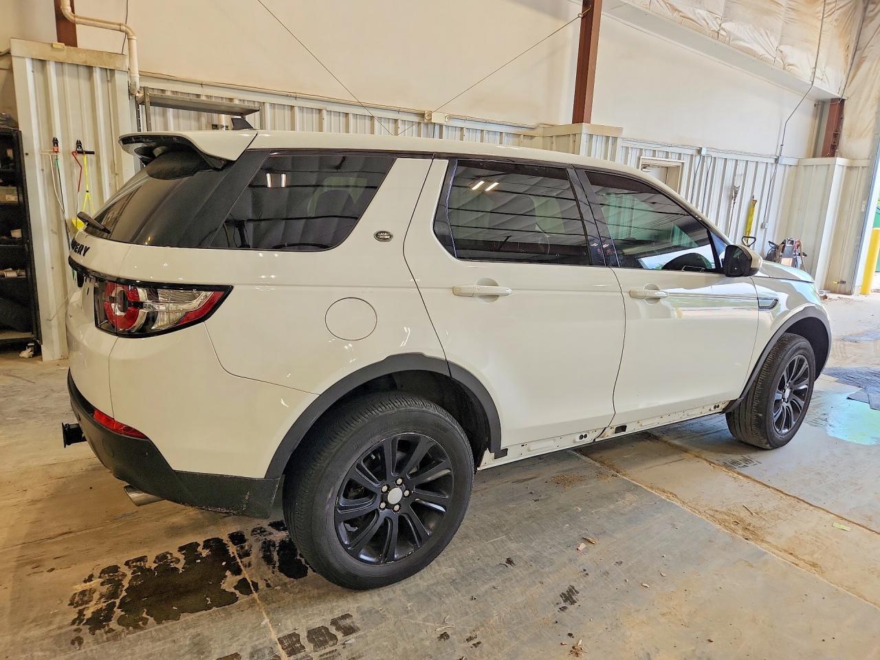 2016 Land Rover Discovery Sport Se - Image 3
