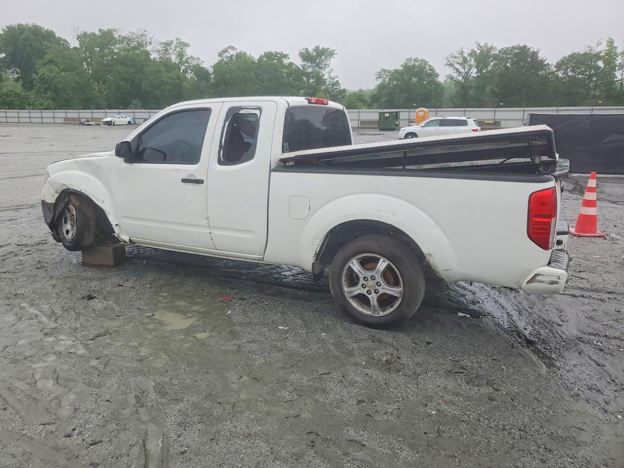 2019 Nissan Frontier S - Image 2