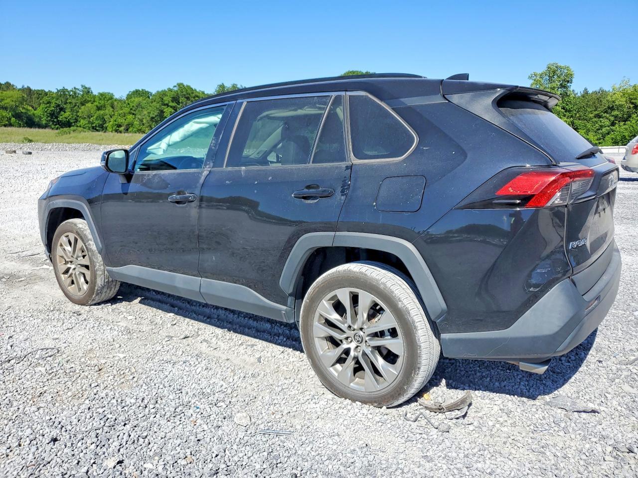 2021 Toyota Rav4 Xle Premium - Image 2