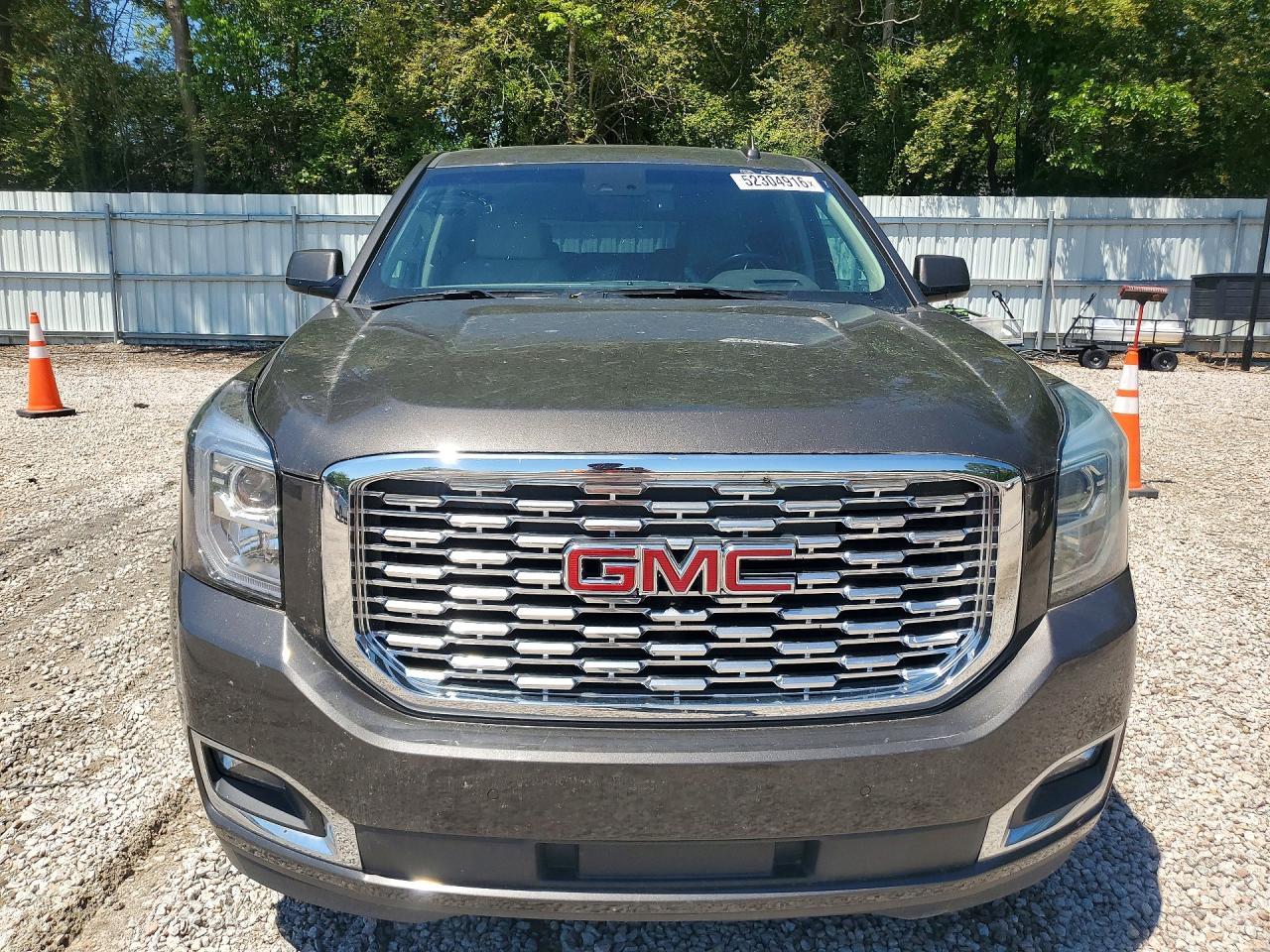2019 GMC Yukon Denali - Фото 5