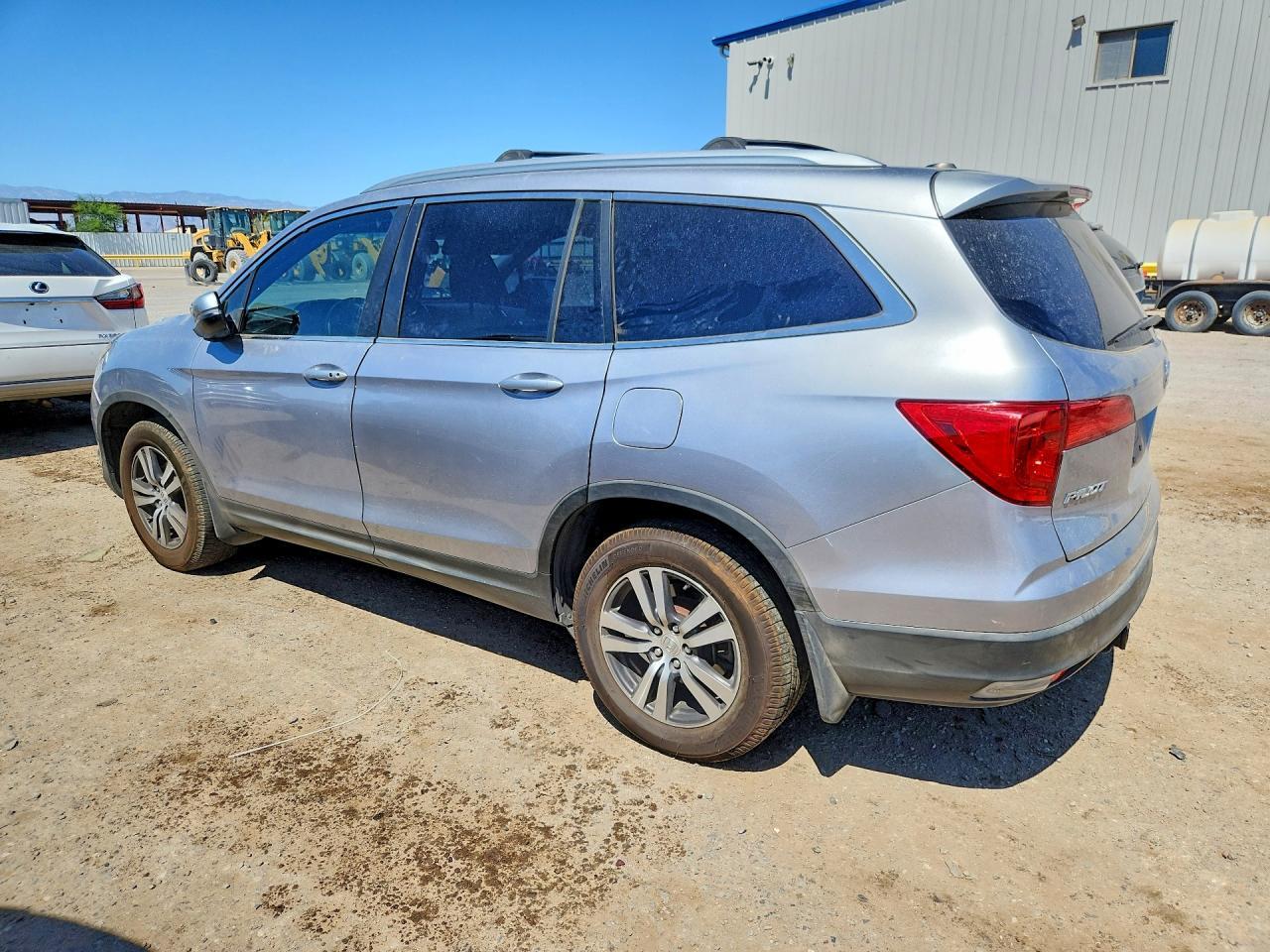 2016 Honda Pilot Exl - Image 2