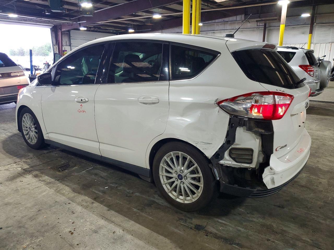 2014 Ford C-Max Sel - Фото 2
