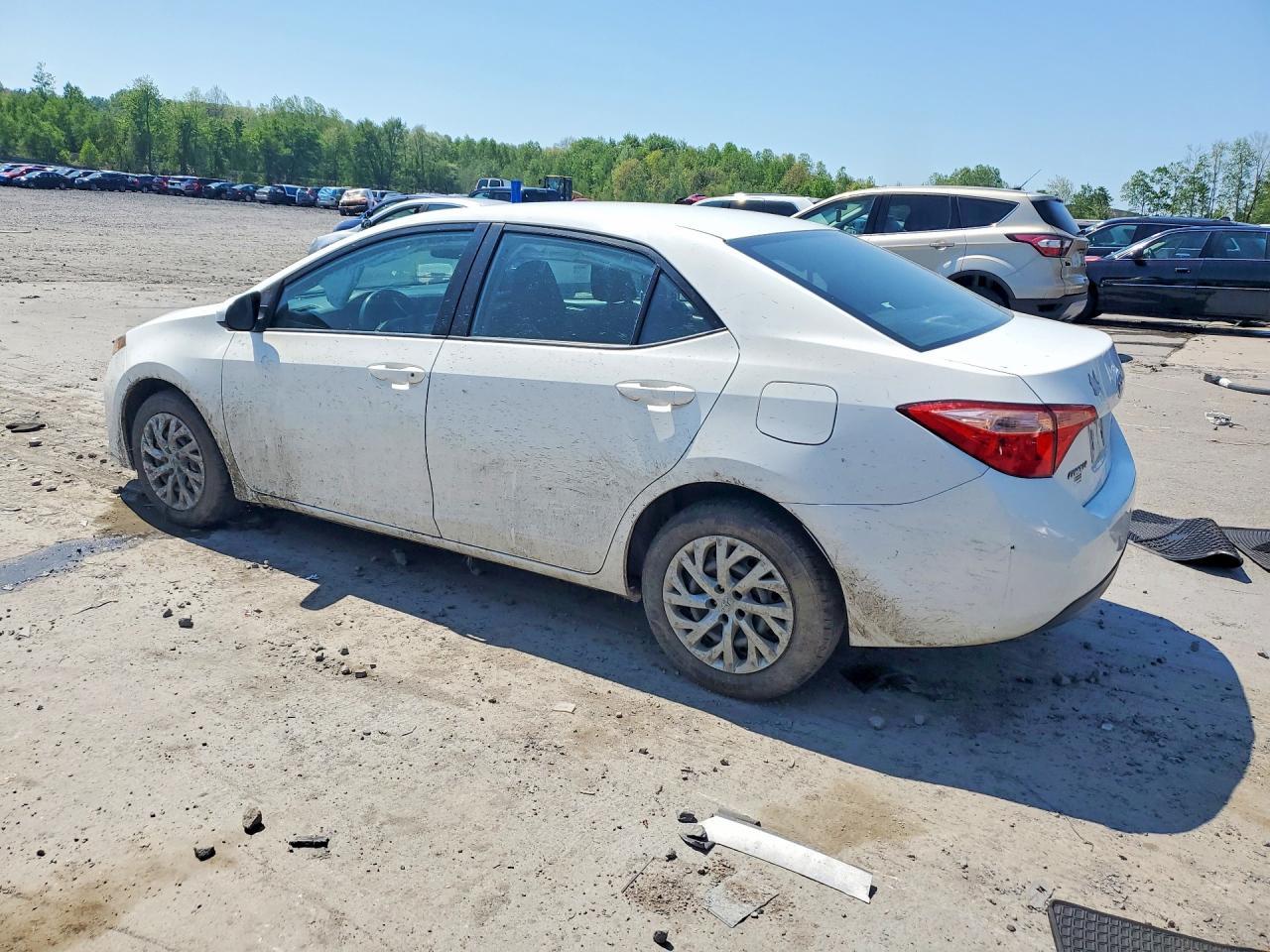 2018 Toyota Corolla Le - Фото 2