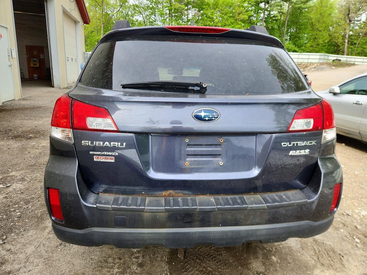 2013 Subaru Outback - Image 6