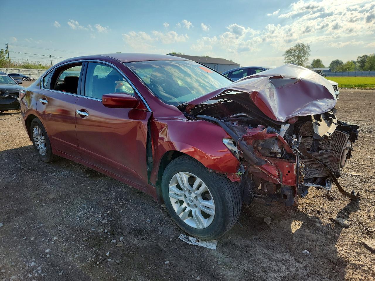 2015 Nissan Altima - Фото 4
