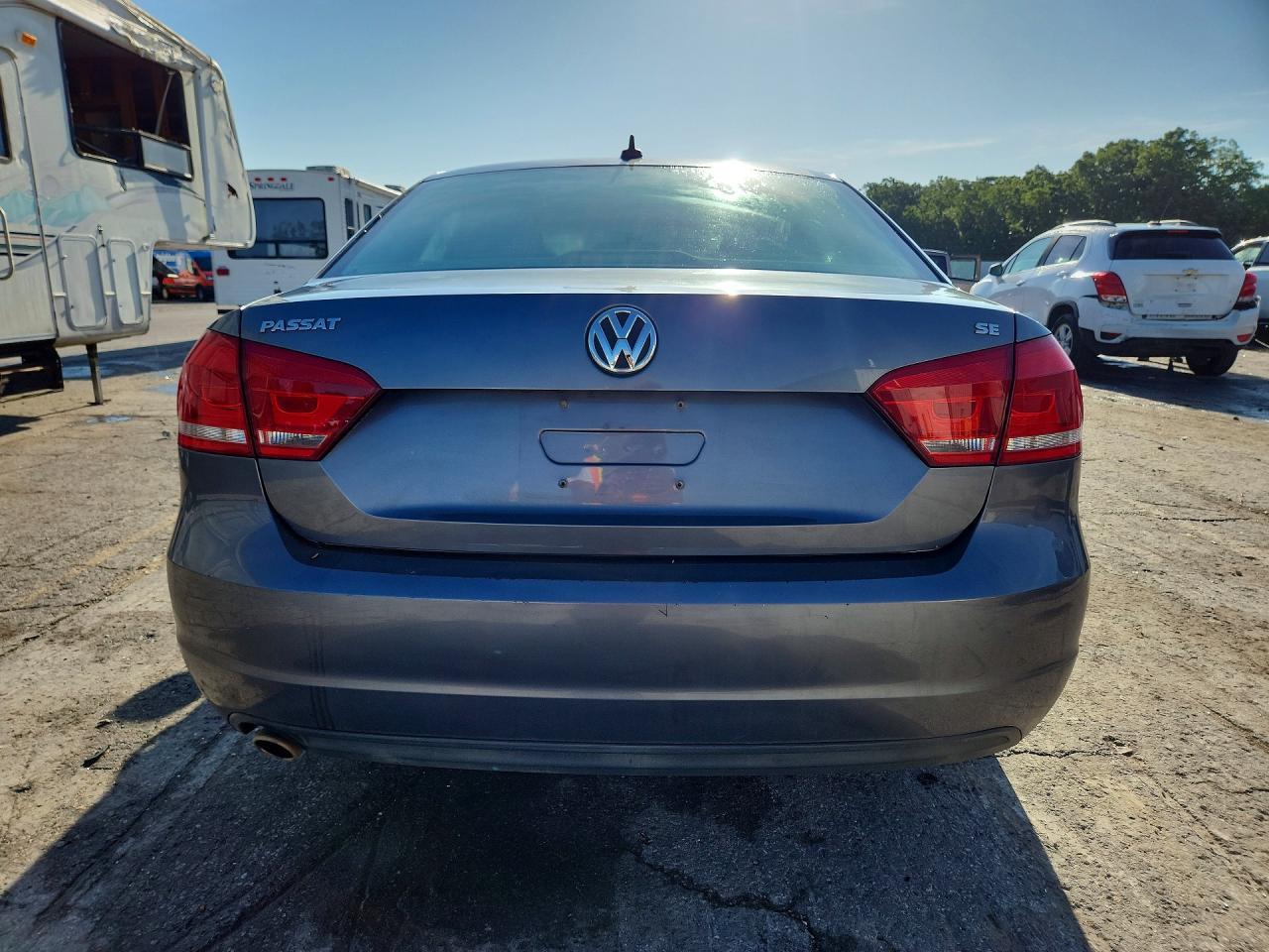 2013 Volkswagen Passat Se - Фото 6