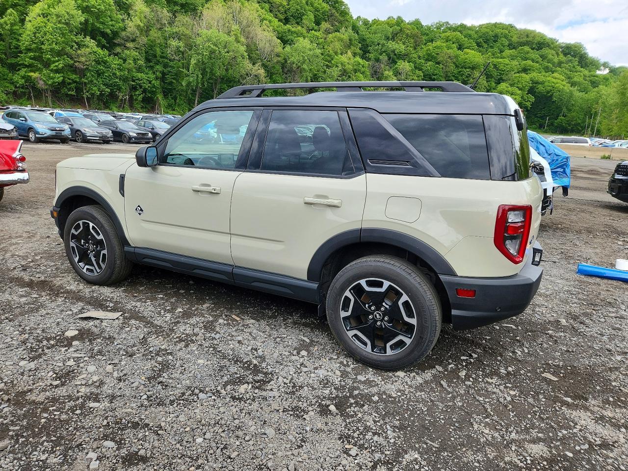 2024 Ford Bronco Sport Outer Banks - Фото 2