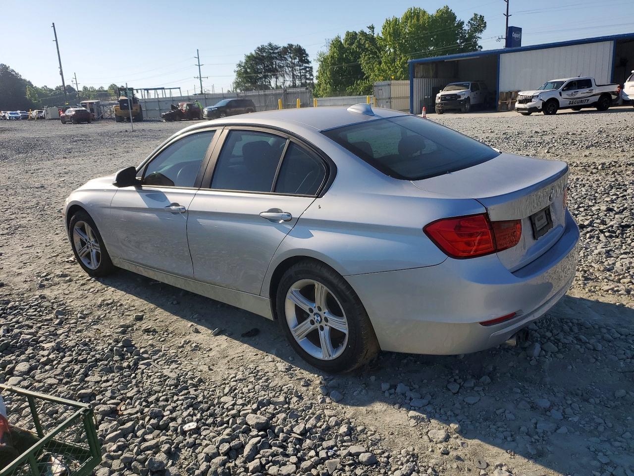 2012 BMW 328 I - Фото 2