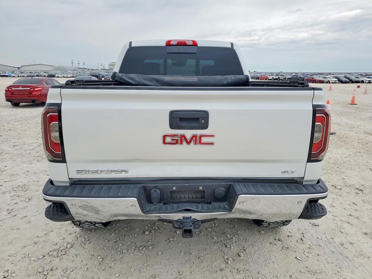 2018 GMC Sierra K1500 Slt - Image 6
