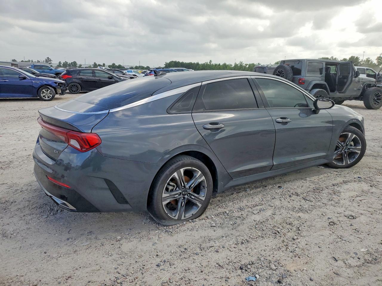 2021 Kia K5 Ex - Image 3
