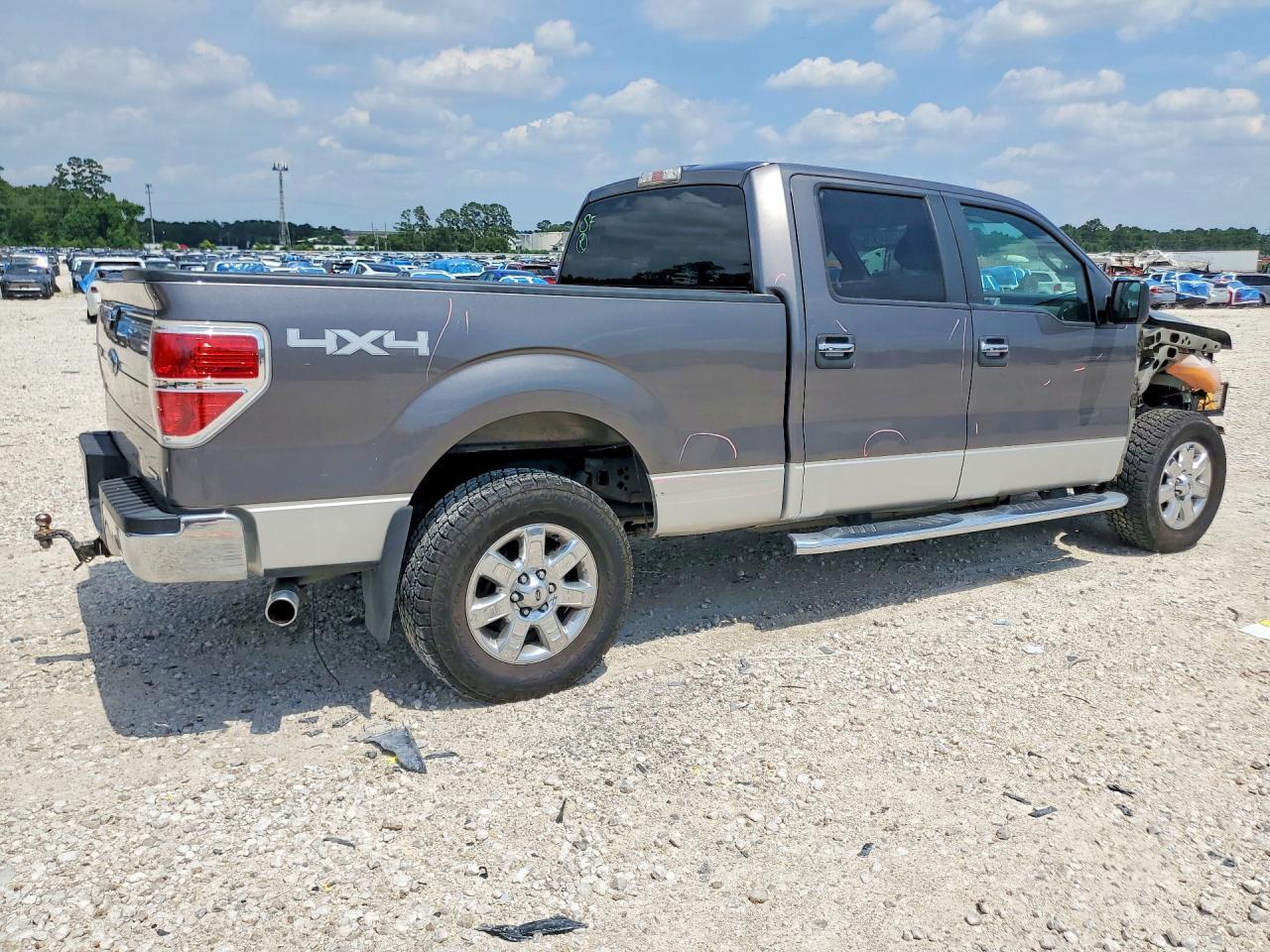 2014 Ford F150 Supercrew - Фото 3
