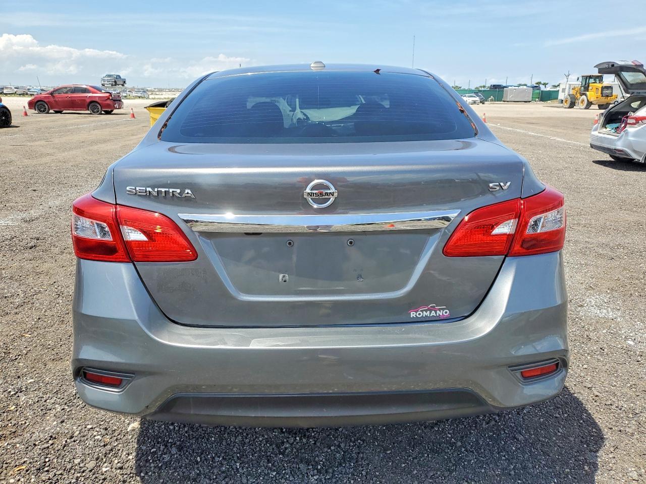 2019 Nissan Sentra Sv - Фото 6