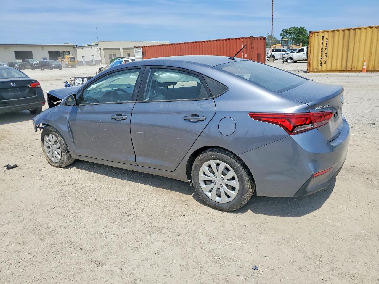 2019 Hyundai Accent Se - Image 2